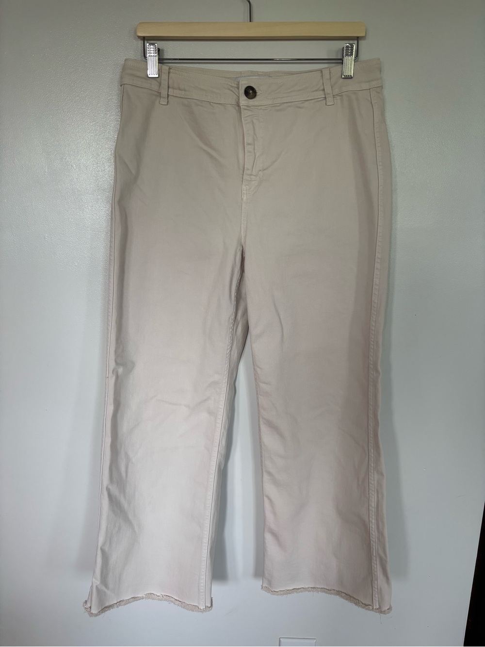 Vineyard Vines beige wide-leg pants